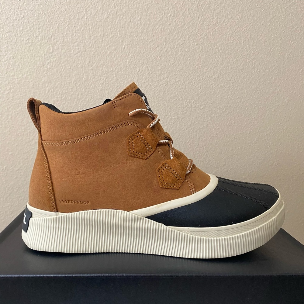 Sorel Women's Out N About IV Waterproof Boots